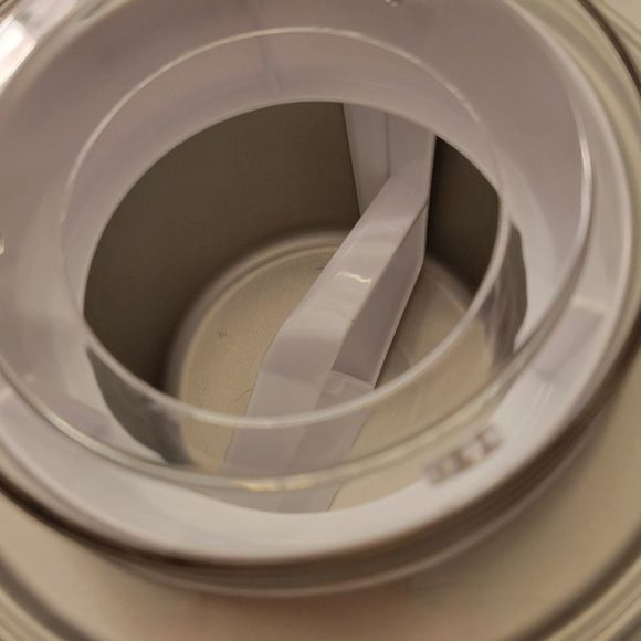 Cuisinart Ice Cream Maker 1.5 Qt - Picture 5 of 8